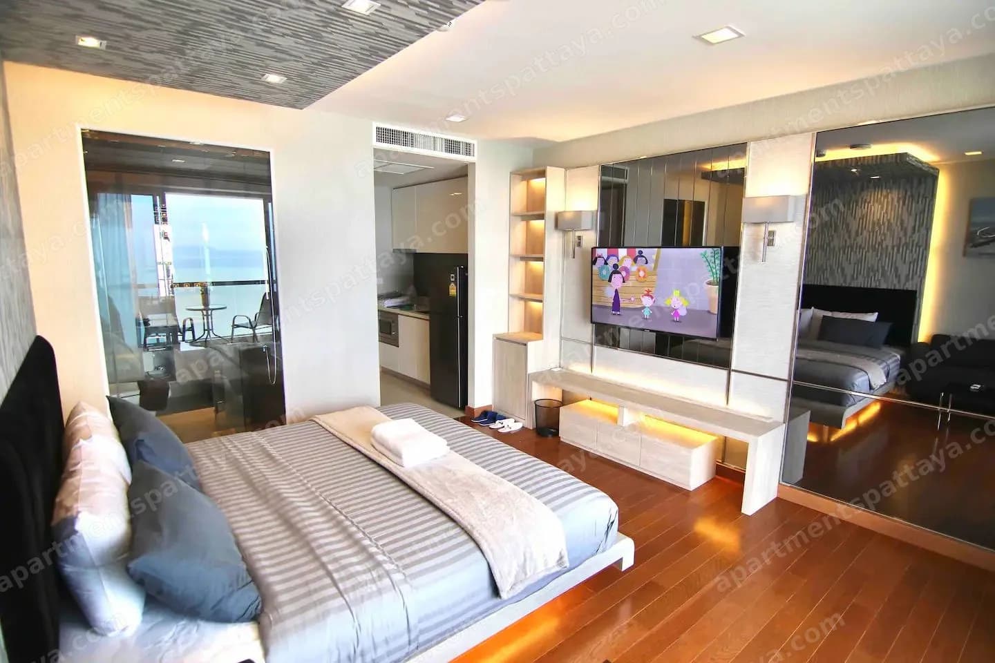 Студия на первой линии Wongamat Beach